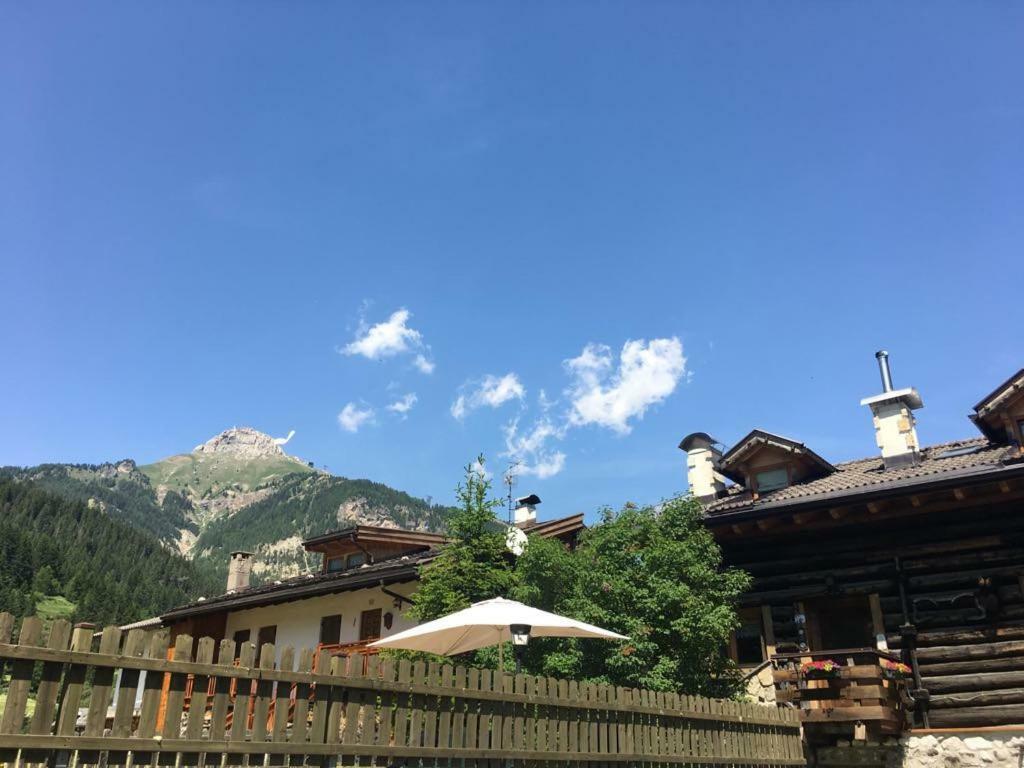 Apartamento Mes Lastei Campitello di Fassa Exterior foto